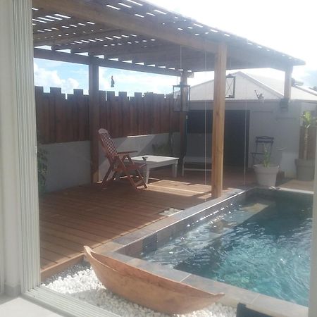 Maison Tonga Piscine Jaccuzi Сен-Пиер Екстериор снимка