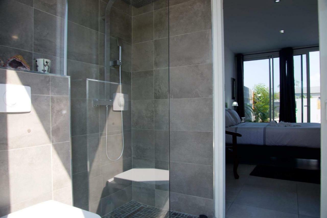 Maison Tonga Piscine Jaccuzi Сен-Пиер Екстериор снимка